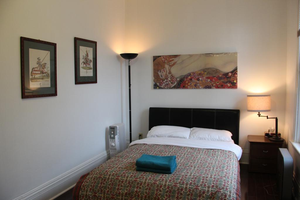 Spadina 11 Guesthouse Toronto Bilik gambar