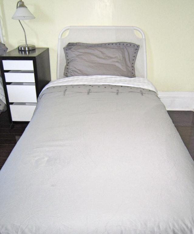 Spadina 11 Guesthouse Toronto Luaran gambar