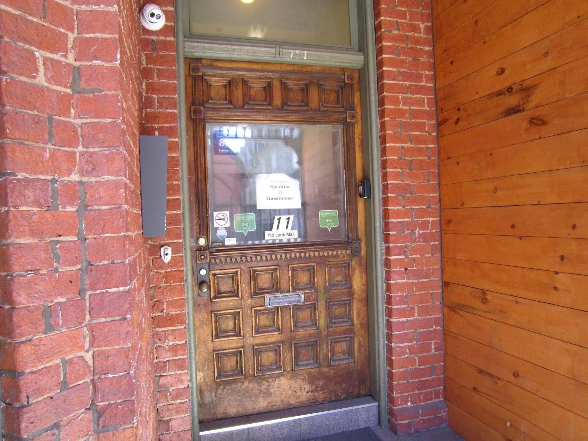 Spadina 11 Guesthouse Toronto Luaran gambar