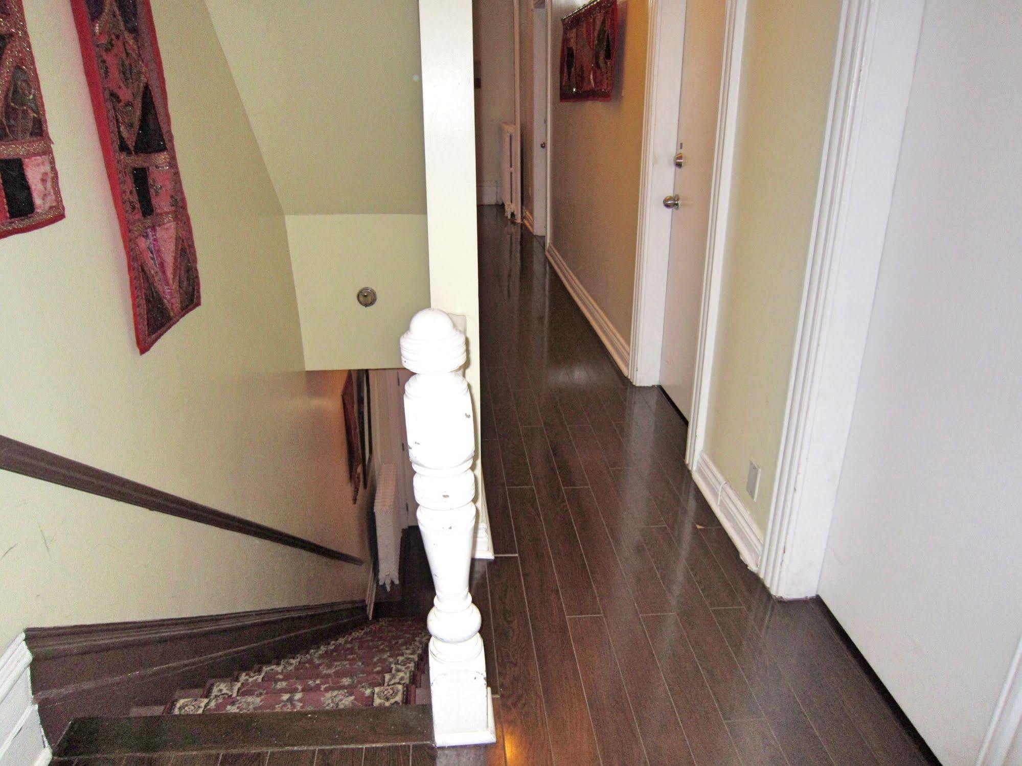 Spadina 11 Guesthouse Toronto Luaran gambar